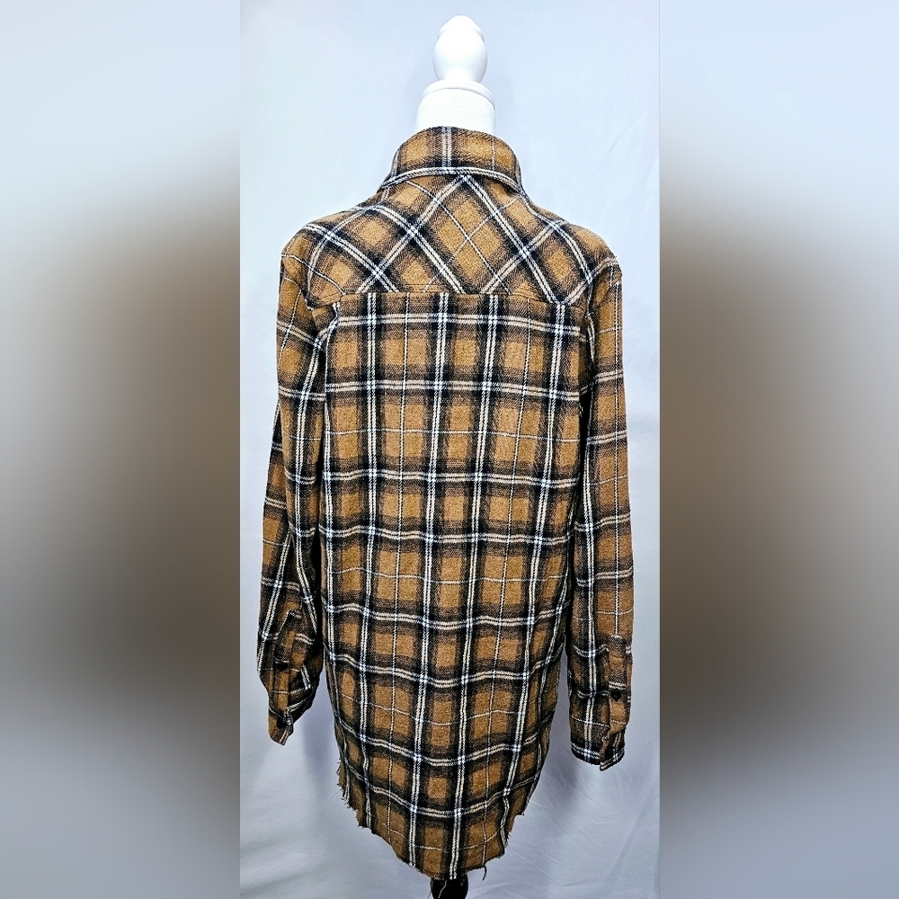 Small Men Brown Plaid Flannel Overshirt - Picture 5 of 7
